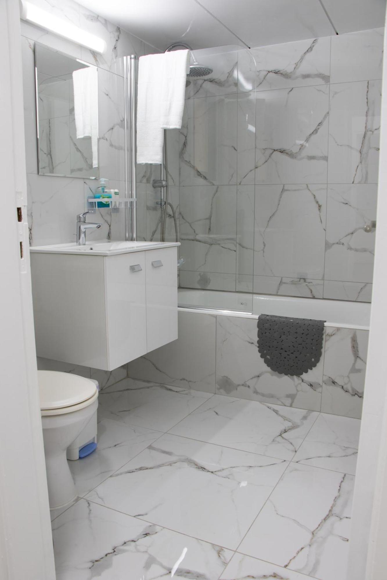 Apartment,Near The Beach Pinikoudes Ларнака Екстериор снимка