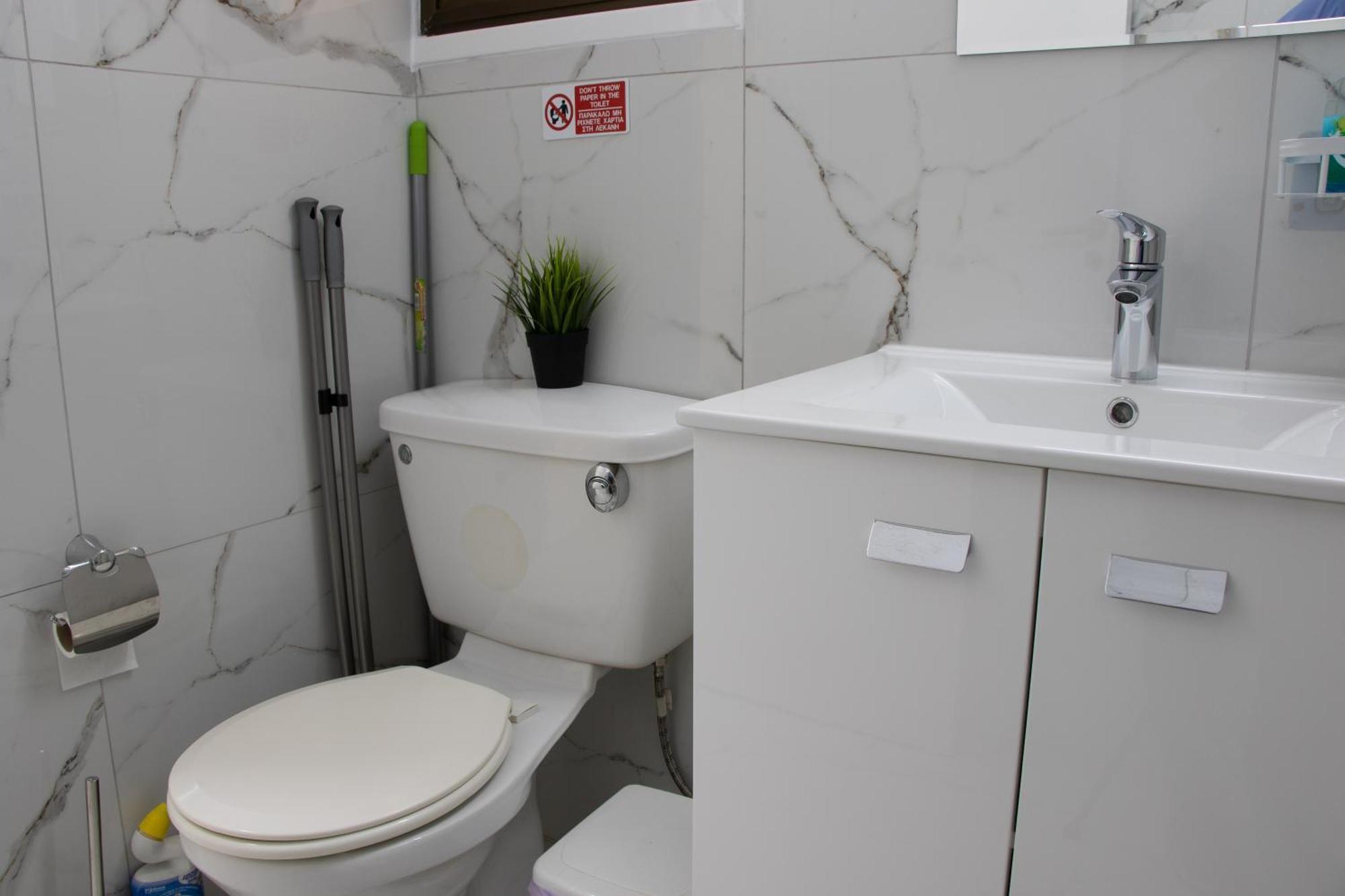 Apartment,Near The Beach Pinikoudes Ларнака Екстериор снимка